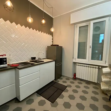 Don't Think Twice - Third Floor Appartement
